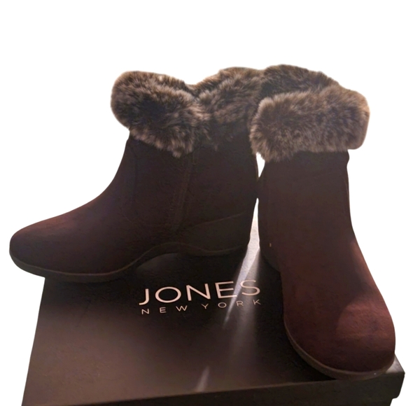Jones New York - Womens boots size 8 - brown - Picture 3 of 8